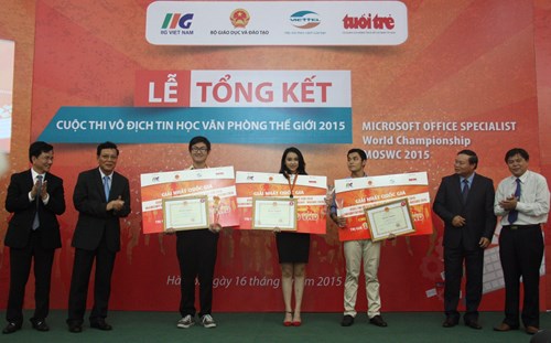 Trao giải cuộc thi Vô địch Tin học văn phòng thế giới